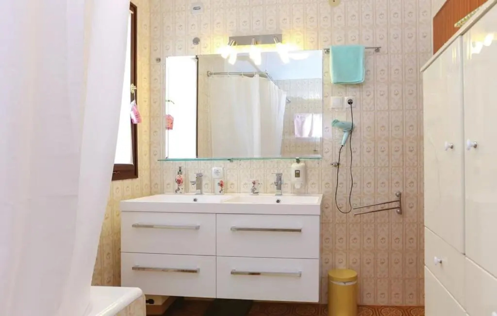 Holiday Home Bugenvilija