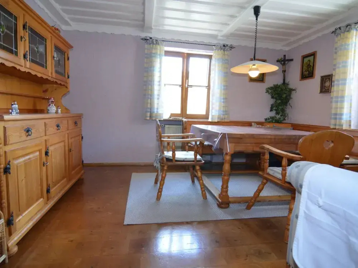Apartment With Private Terrace in Prunn