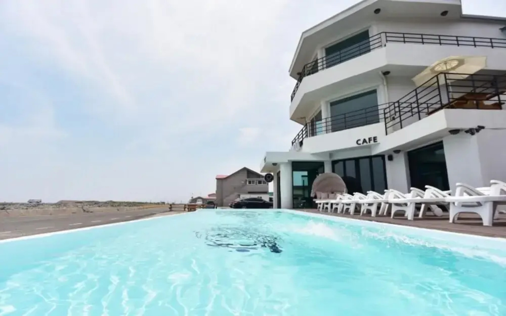 Pohang Damodi Pool Villas Pension