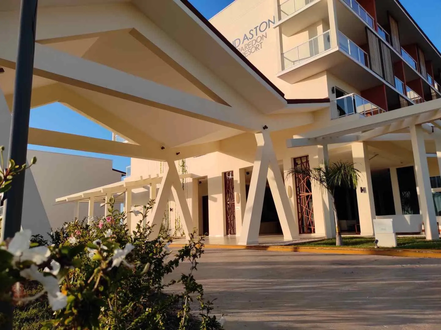 GRAND ASTON Cayo Paredón Beach Resort