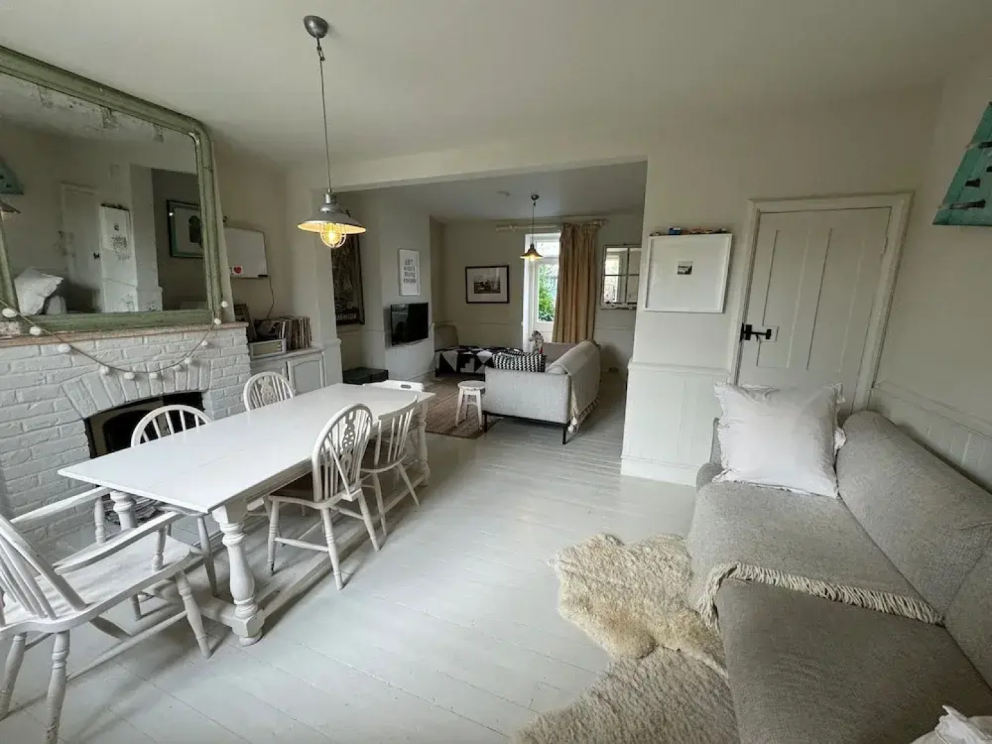 Whitstable - 3 Beds - Sleeps 6 - Pet Friendly