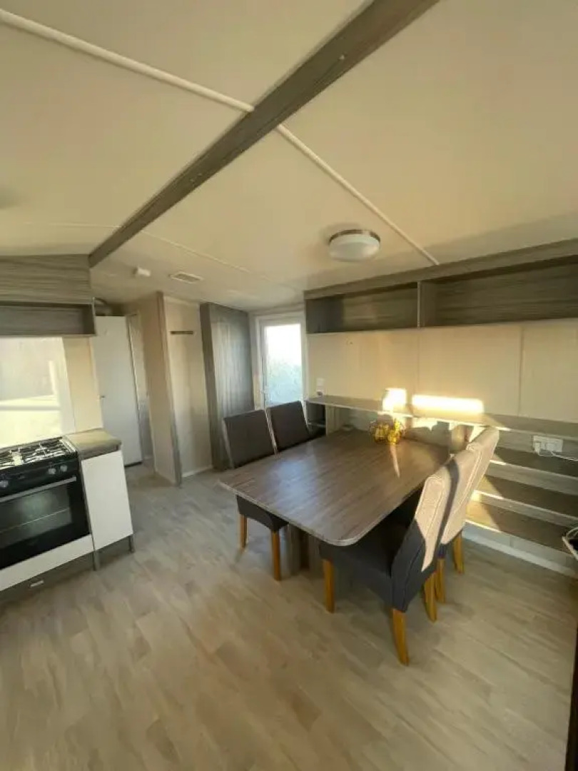 Delightful 6 Berth Holiday Home with Decking Area