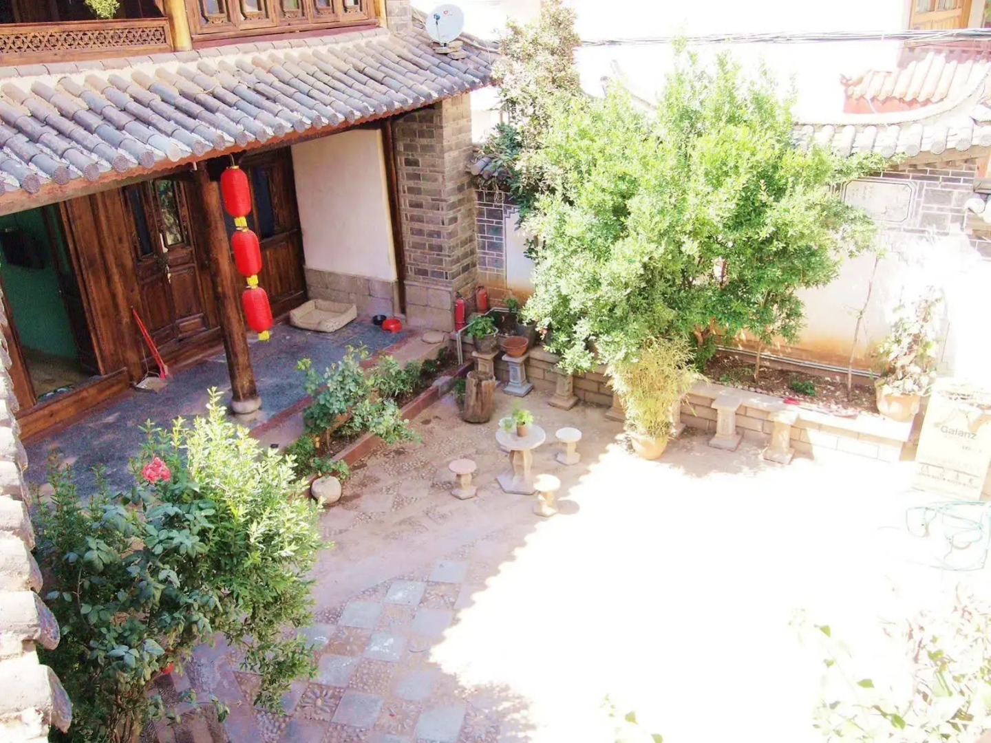 Lijiang Kelsang Hostel
