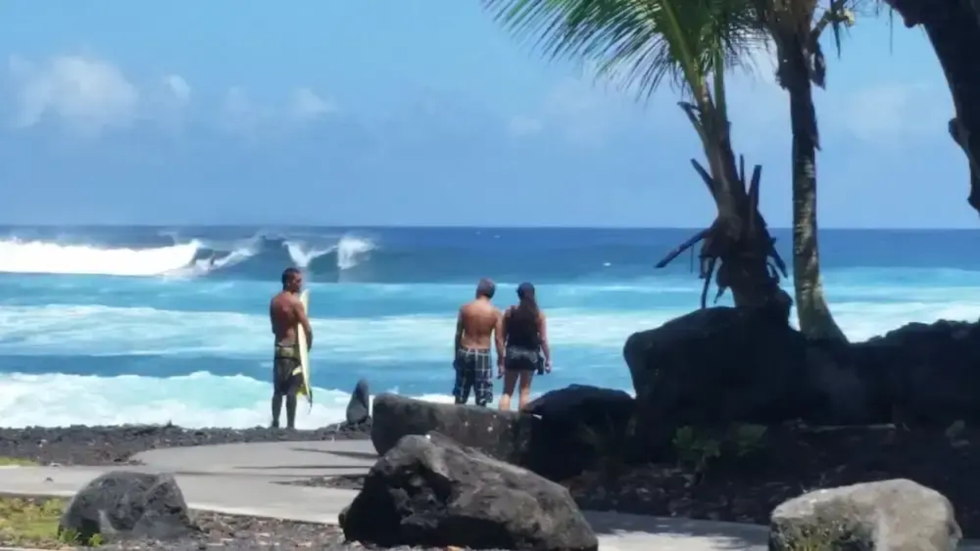 Hale O Nani Mala Pua 3 Bedroom Home by RedAwning