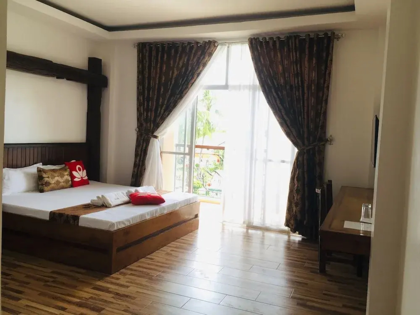 ZEN Rooms Aloha Nui Hotel