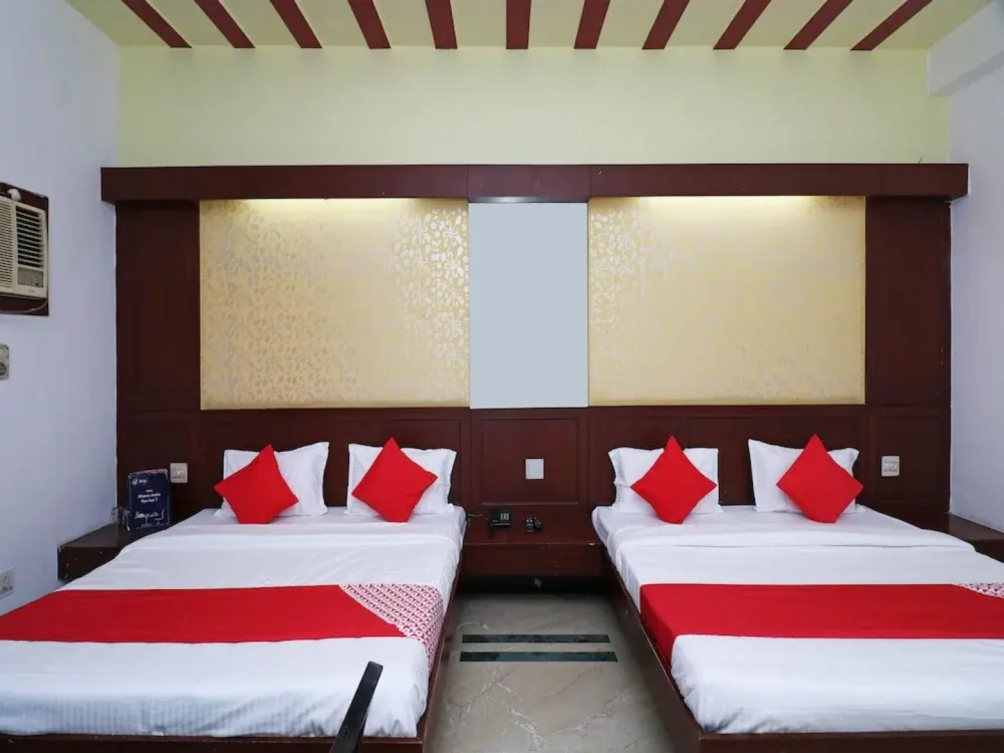 Oyo 15383 Hotel Grand Melrose