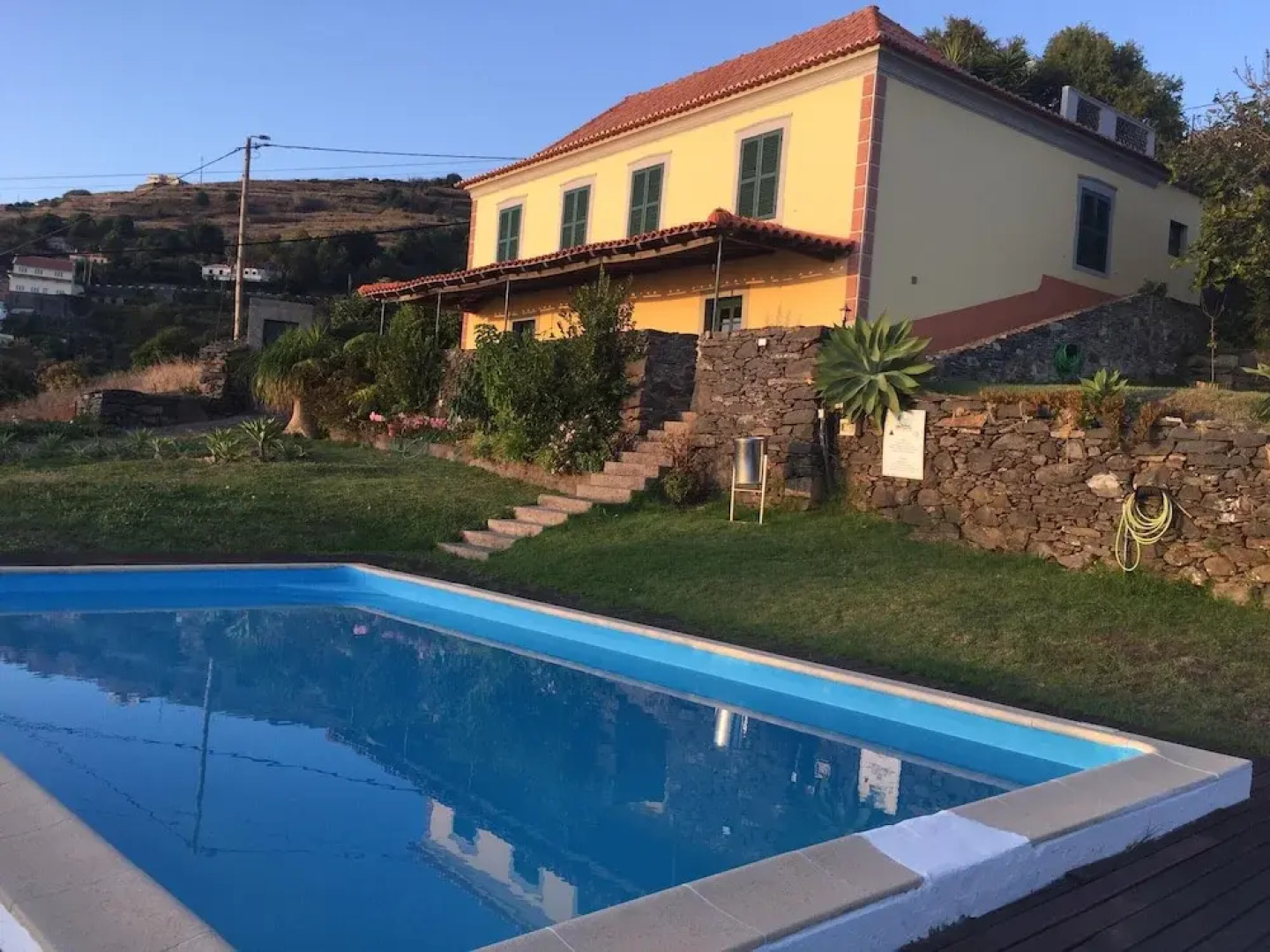 House With 3 Bedrooms in Fajã da Ovelha, With Wonderful sea View, Pool Access, Enclosed Garden