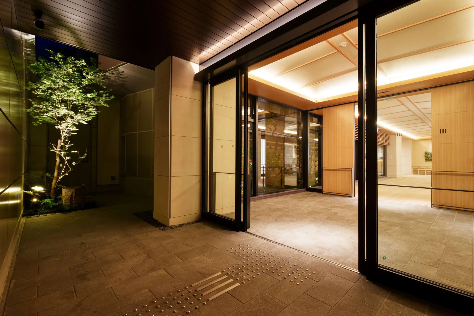 KAYA Kyoto Nijo Castle, BW Signature Collection by Best Western