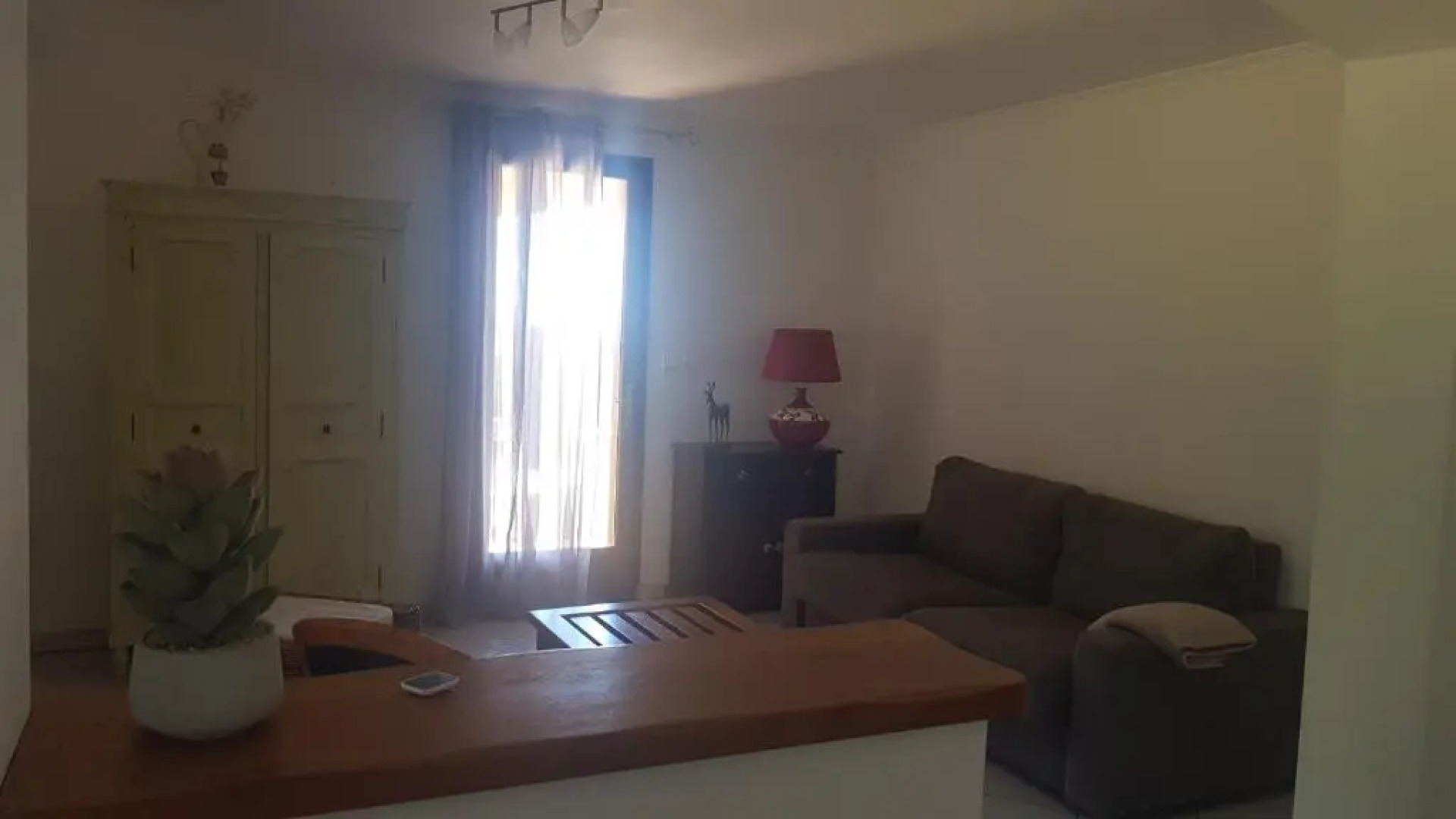 Bas de Villa chez Mr.Girolami Dominique