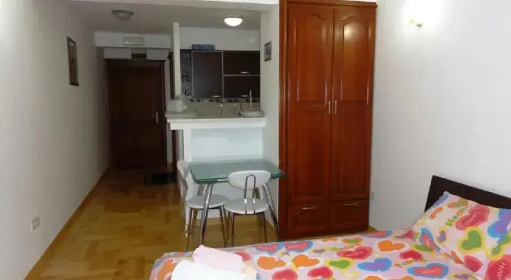 Sea-N-Sun Apartments
