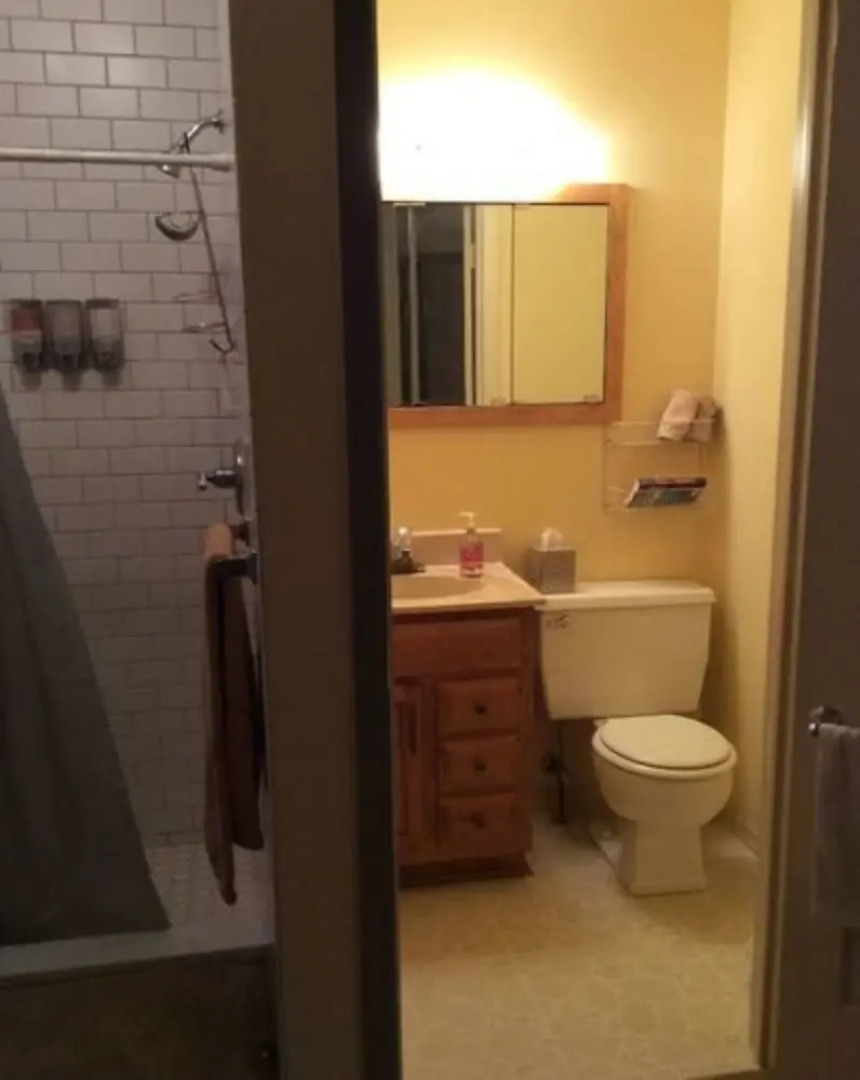 Hallett House Bed & Breakfast