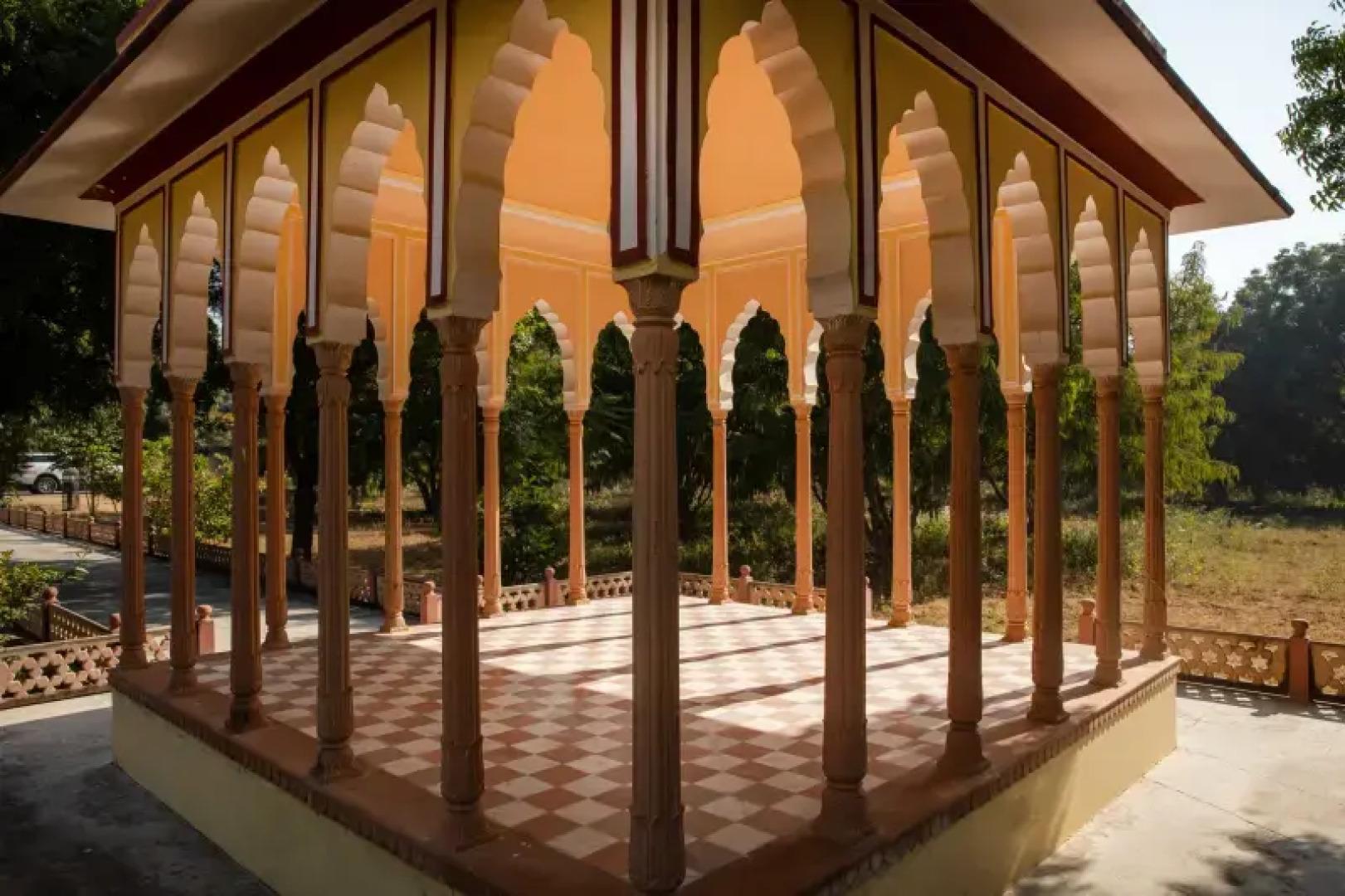 Shahpura Abhaneri Resort