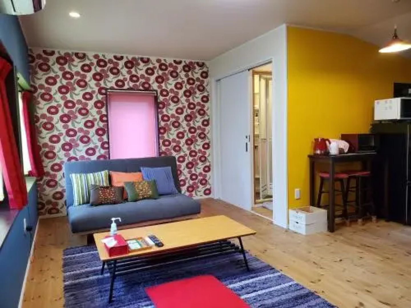 Mrs. Maroulla's HOUSE