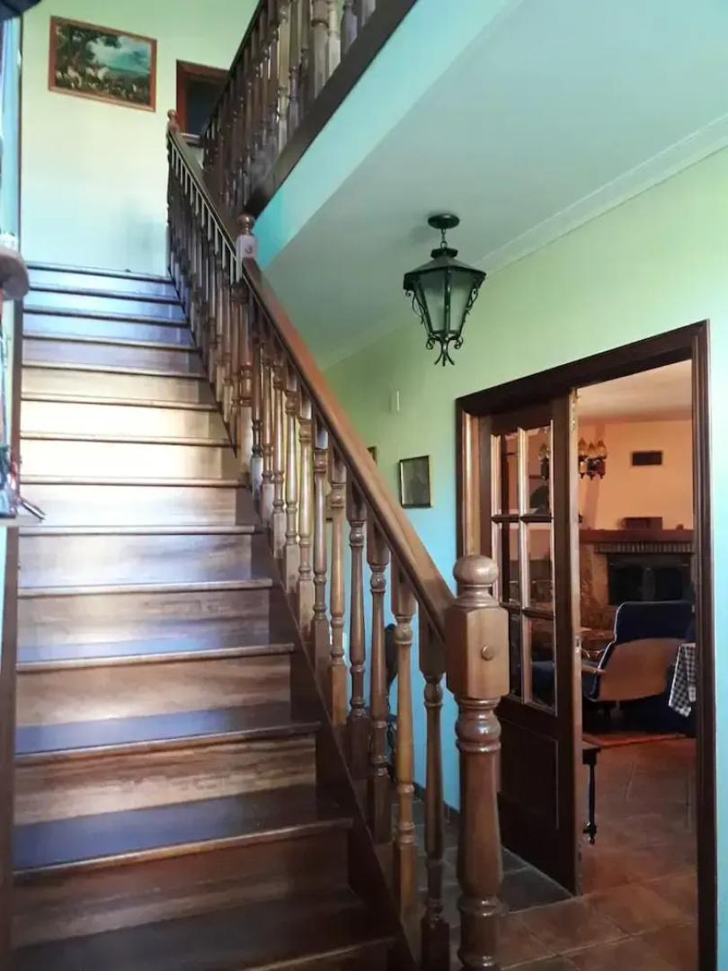 House With 5 Bedrooms in Munain, With Wonderful Mountain View and Enclosed Garden