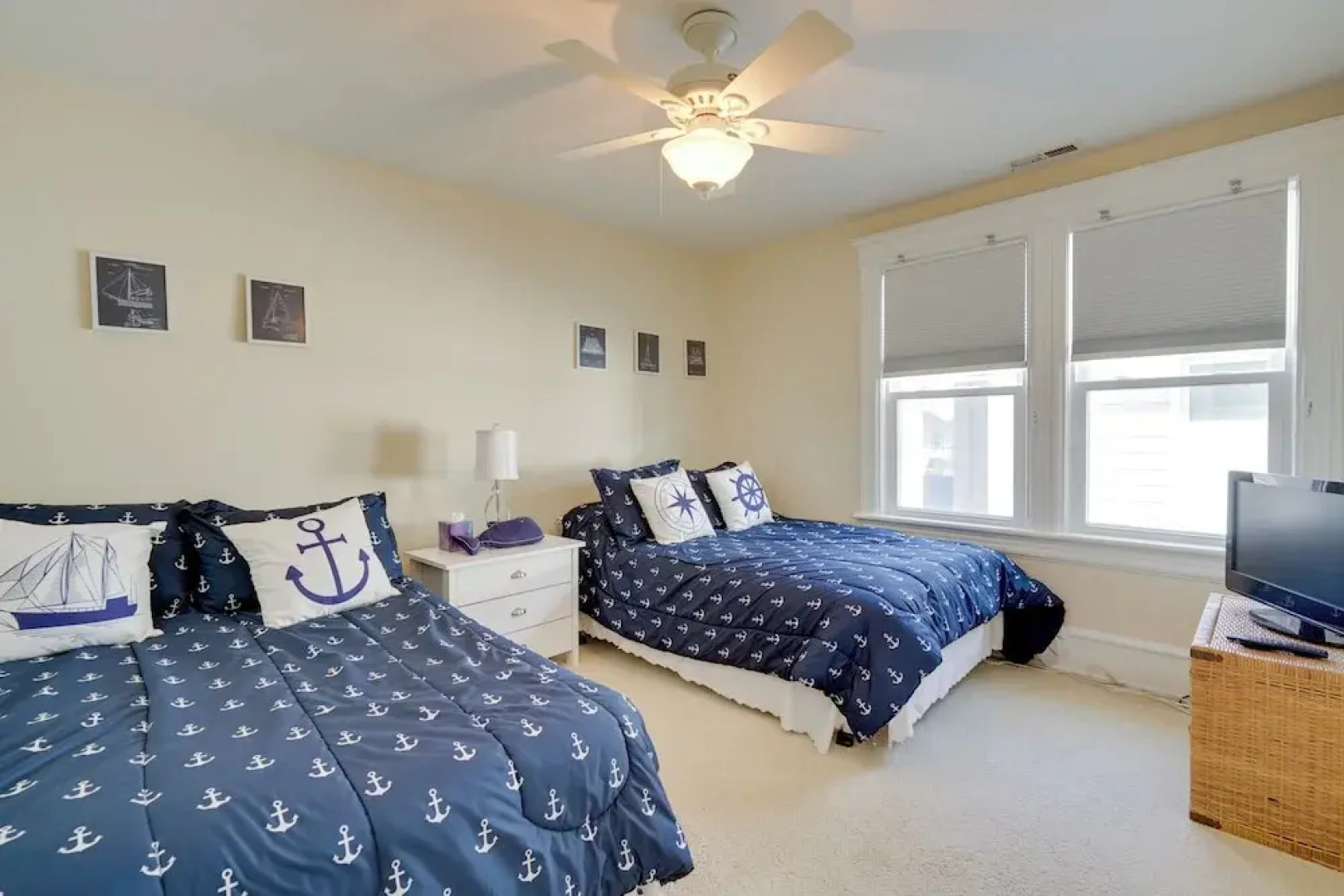 Ventnor City Retreat ~ 1 Block To Boardwalk!