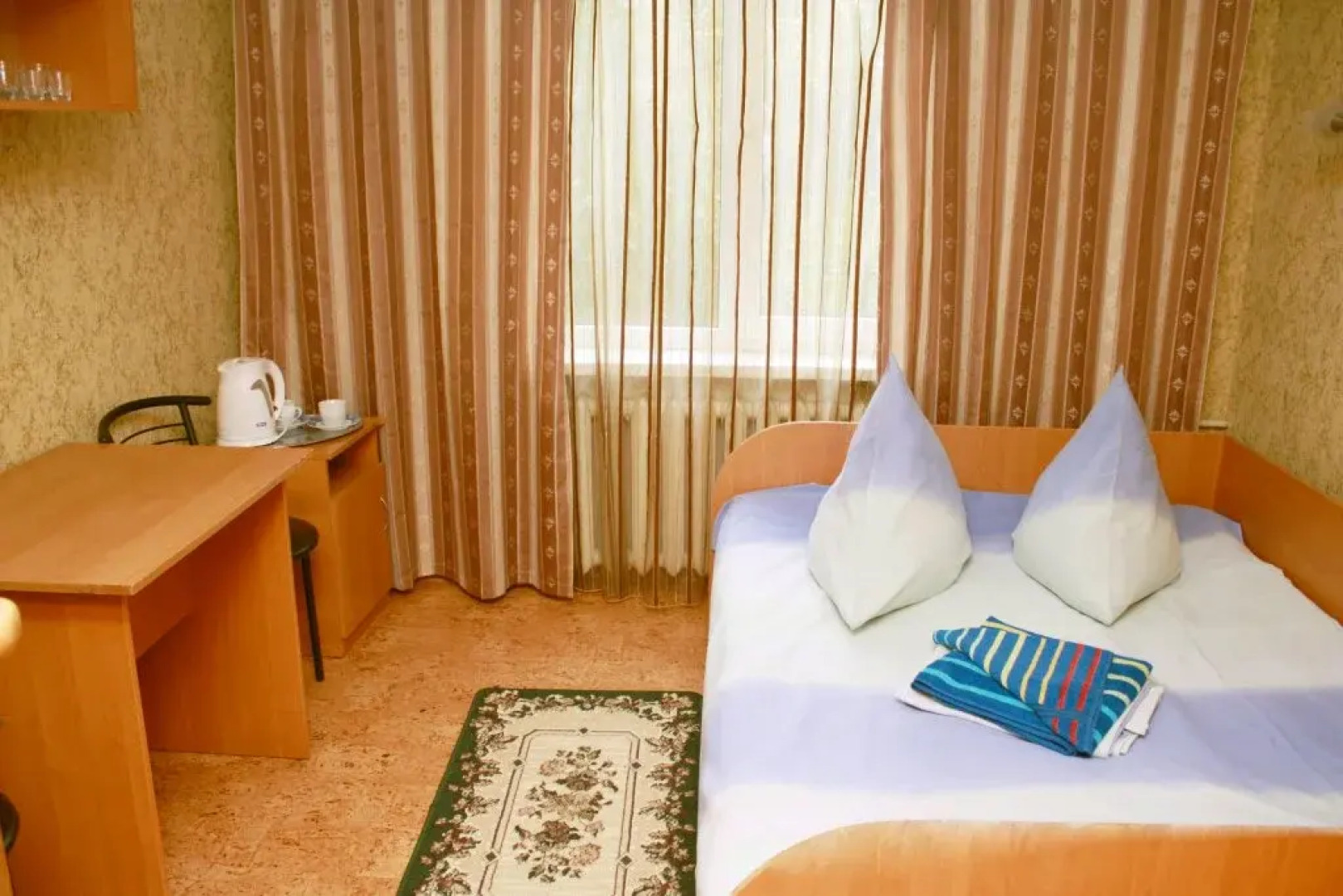 Отель Выдубичи