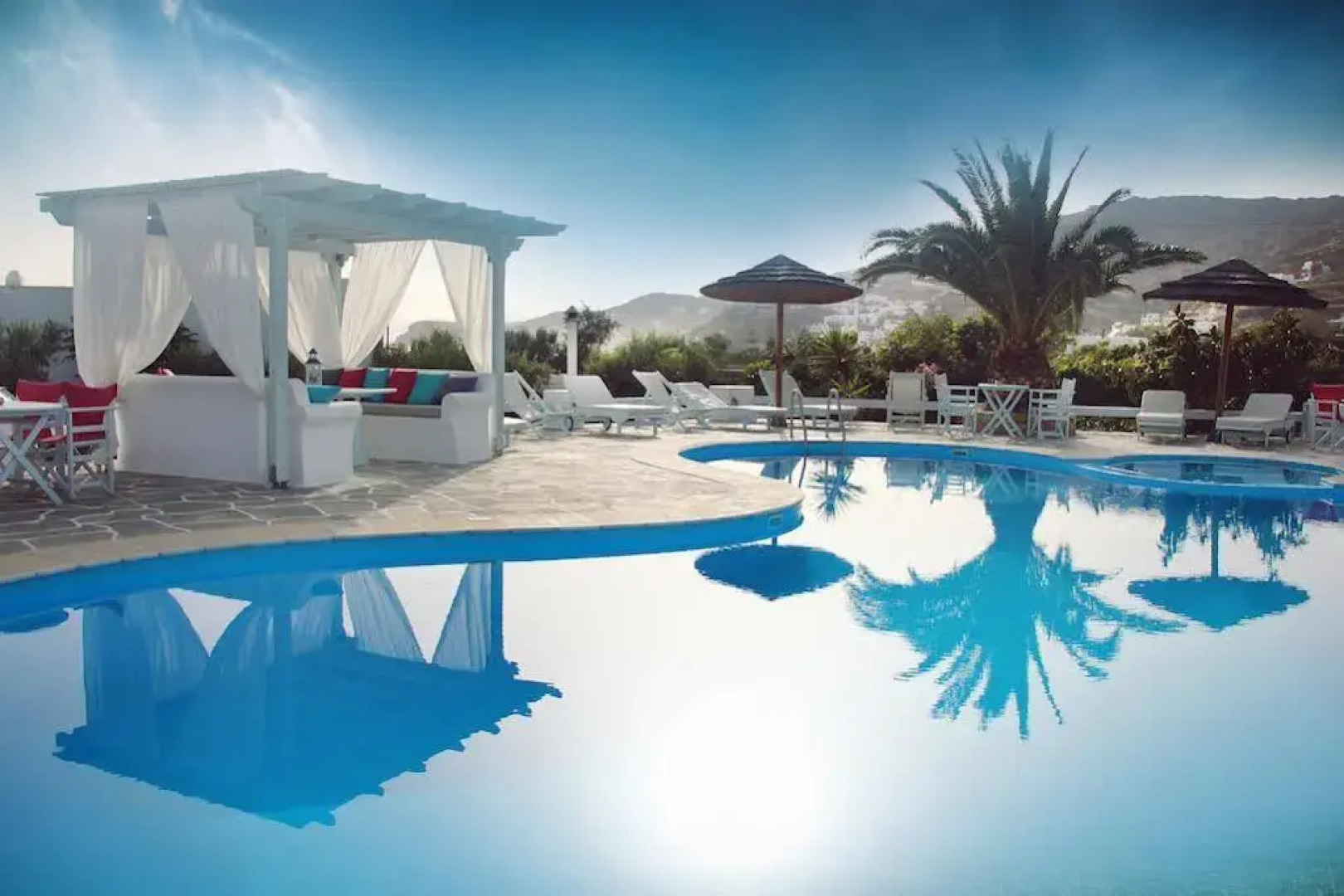 Island House Apartments