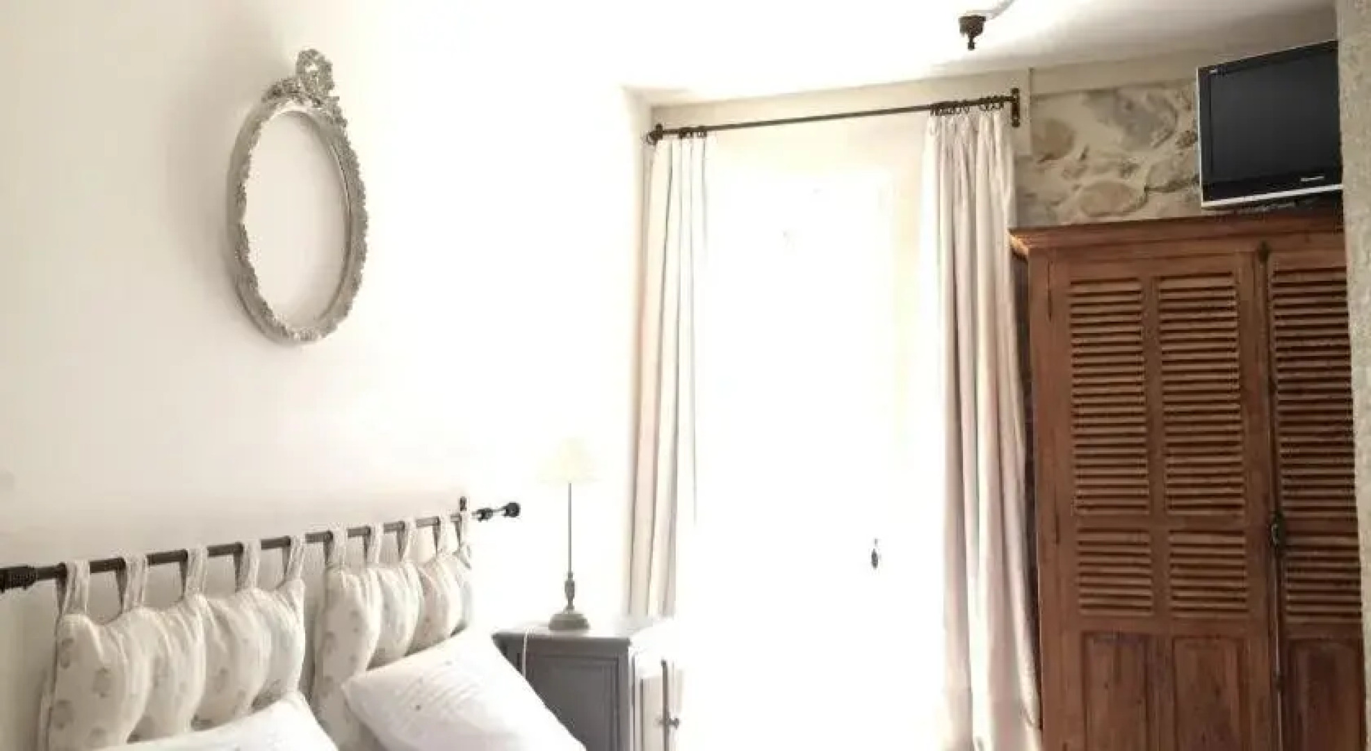 Bastide de Fontvieille - Chambres dHôtes