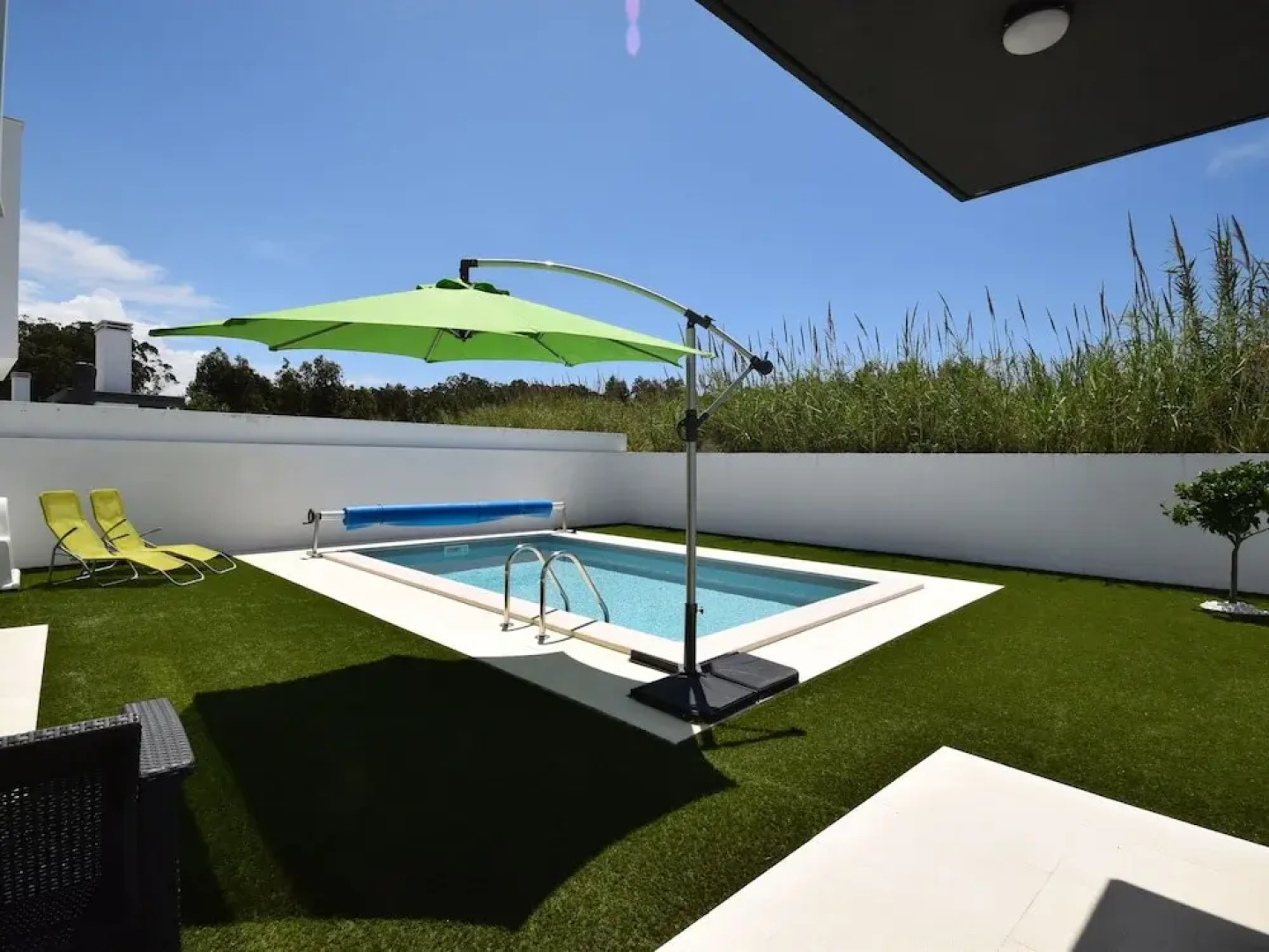 Gorgeous Villa in Salir do Porto With Private Swimming Pool
