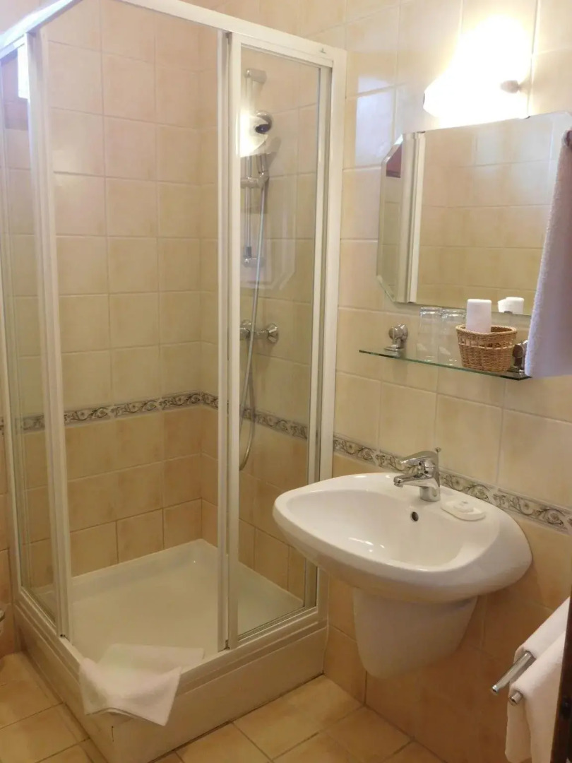 Berki Vendéglo és Hotel