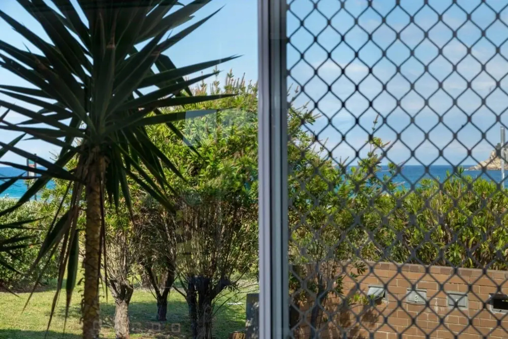 Retreat Beside The Beach - Unit One