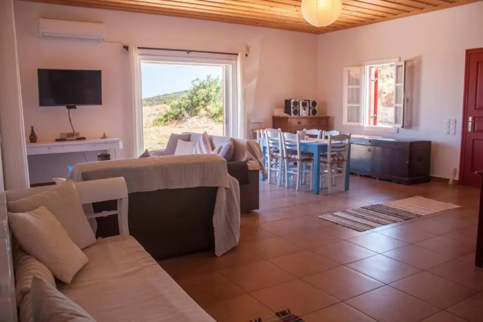 Secluded 3 BR House 5 mins from Kapsali