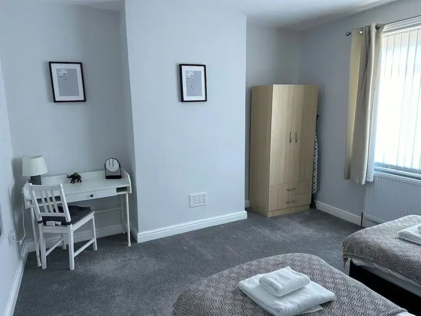 Storey Apartment - Downstairs 2bed Flat