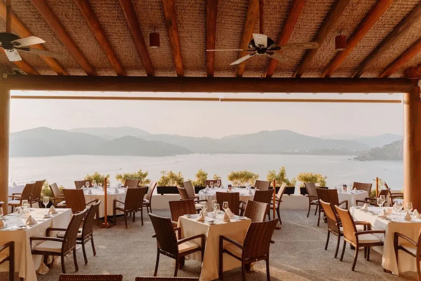 Pacifica Grand Resort & Spa Zihuatanejo