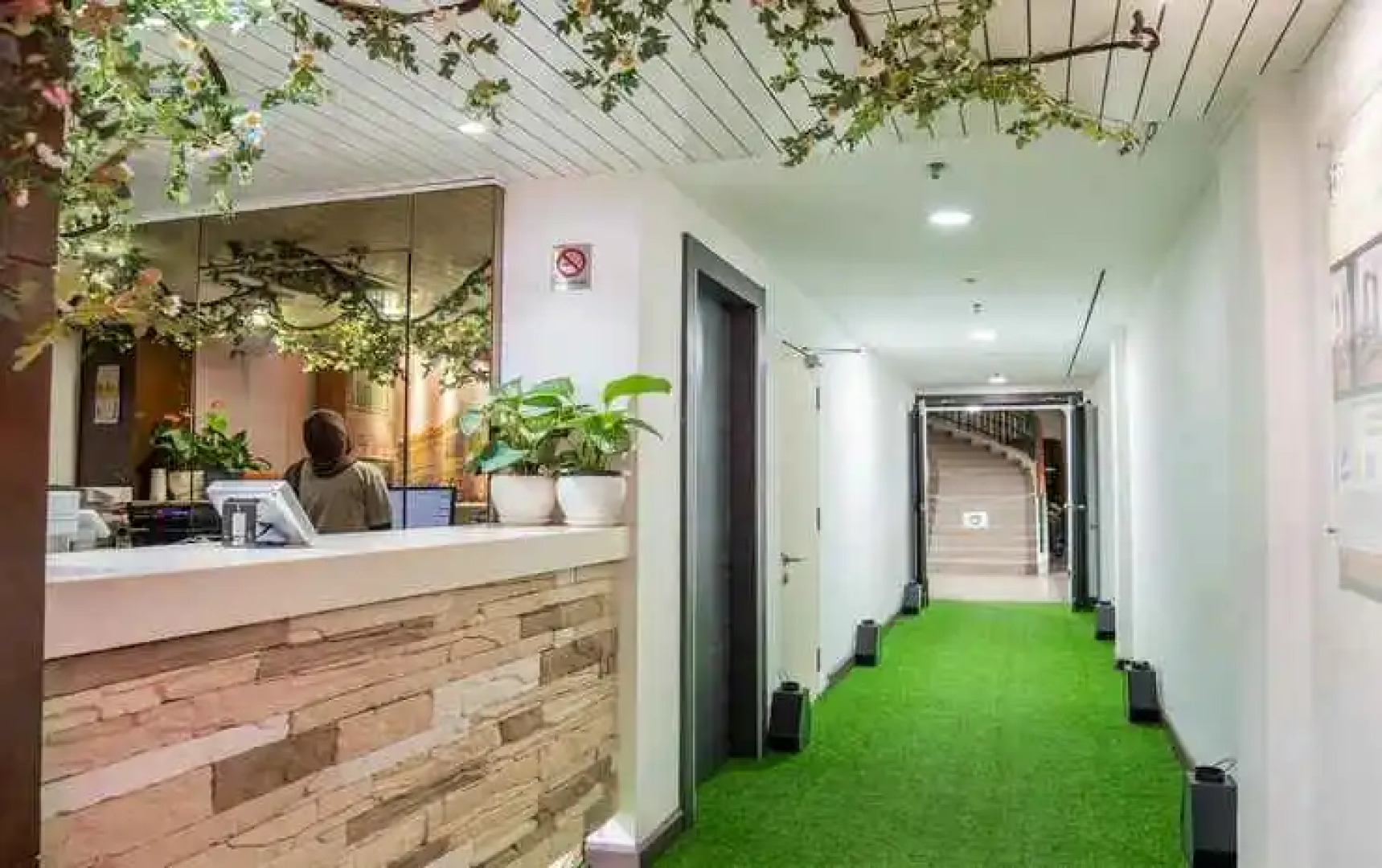 Floresta Hotel Chinatown