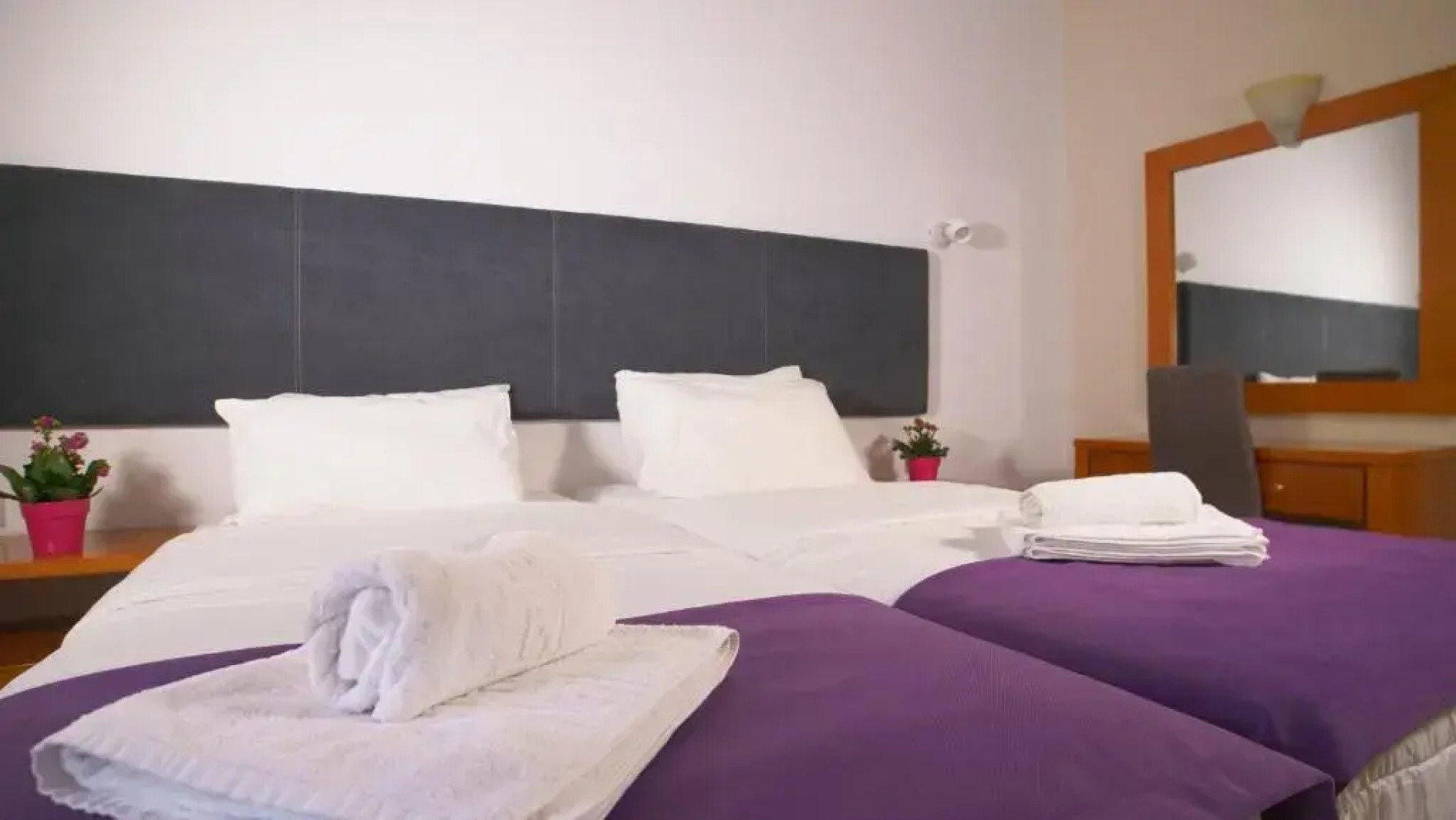 Antikyra Beach Hotel