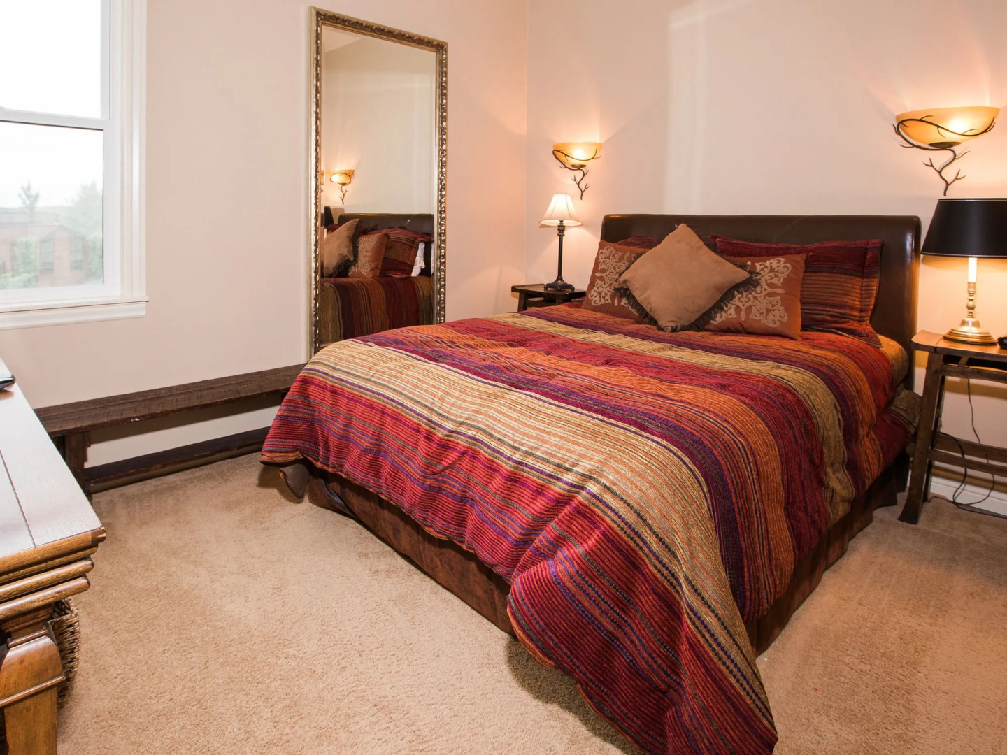 Three Kings Condo Near the Lifts by RedAwning