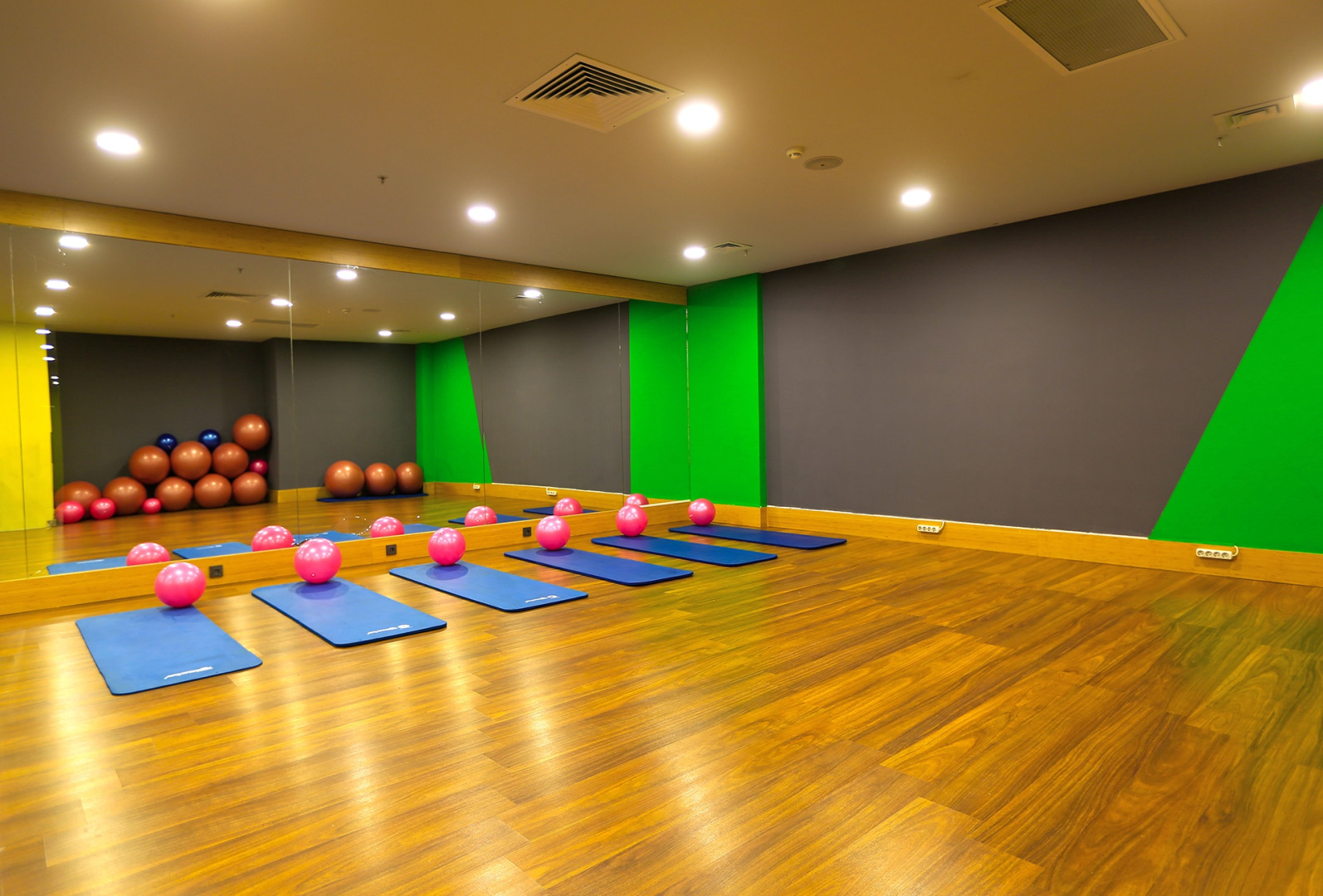 Отель Premier Inn Sakarya