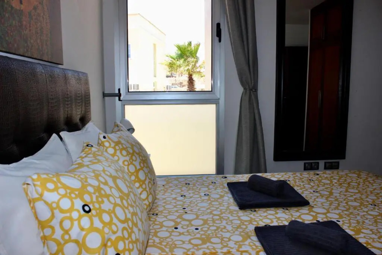 2BDR Ocean view apartment