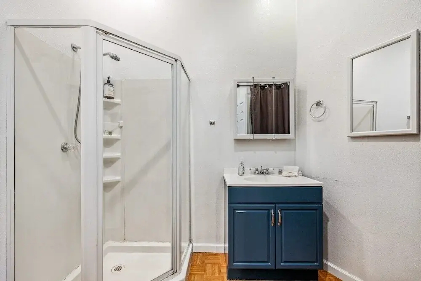 Relaxing 5BR Retreat with Pool Game Room