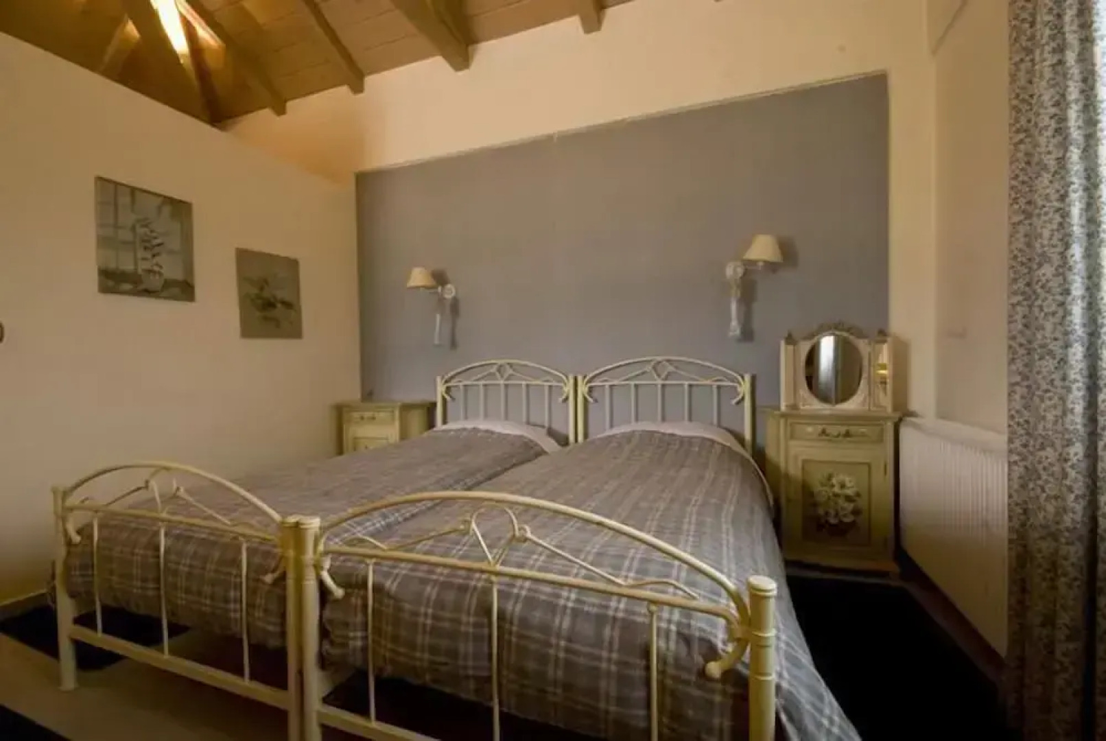 Pleiades Studios - All Season Gems