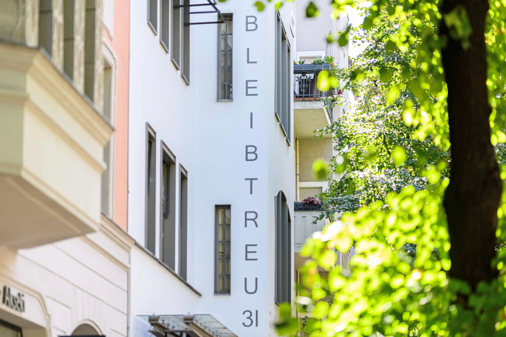 Hotel Bleibtreu Berlin by Golden Tulip