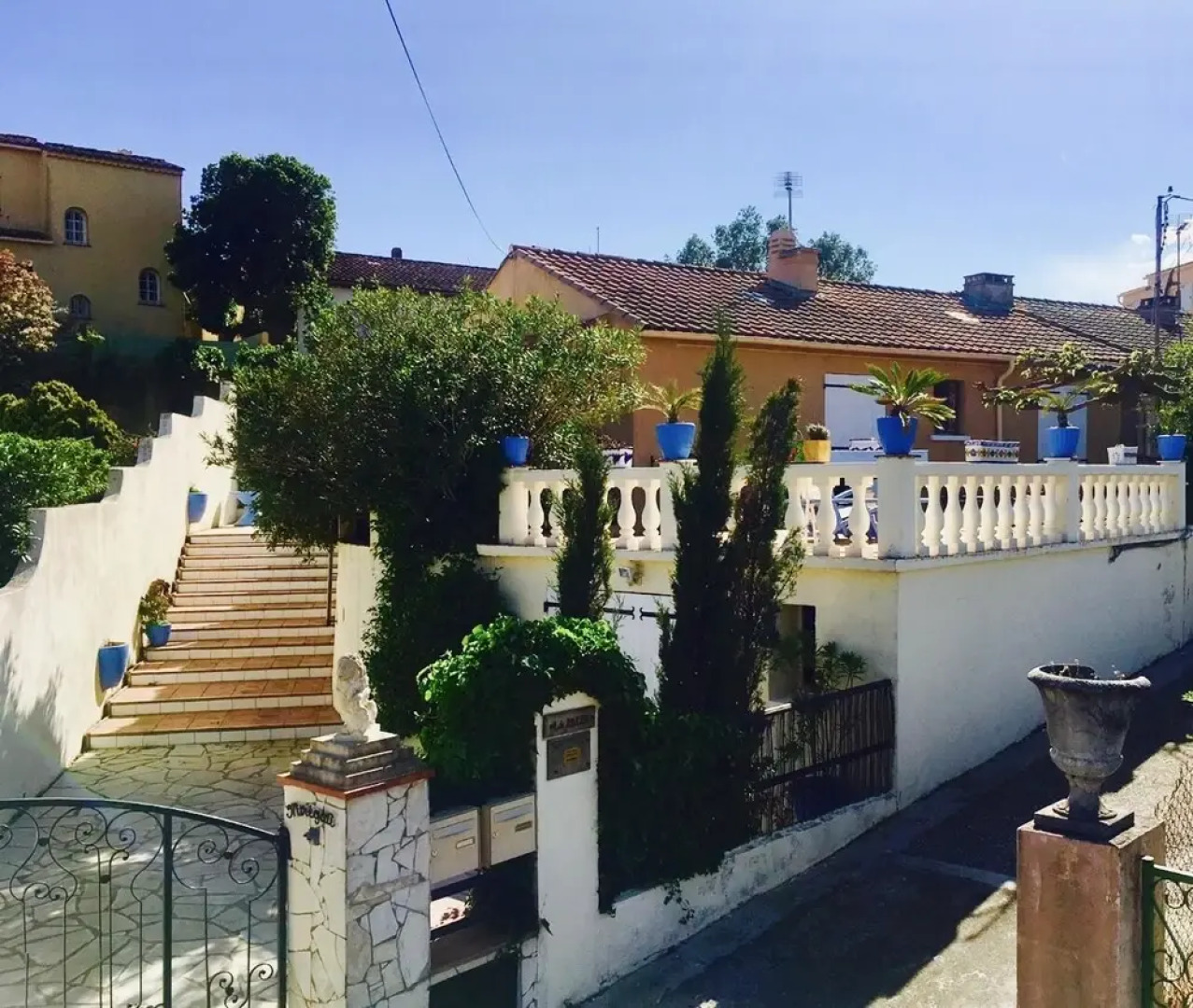 House With 2 Bedrooms in Cogolin, With Terrace - 4 km From the Beach