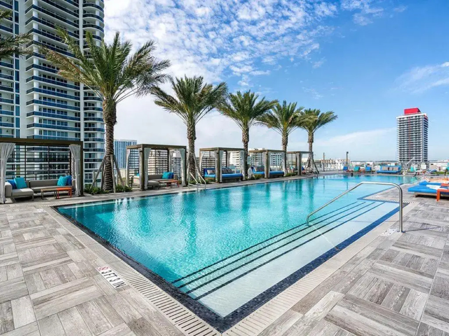 Hide Beach Residences