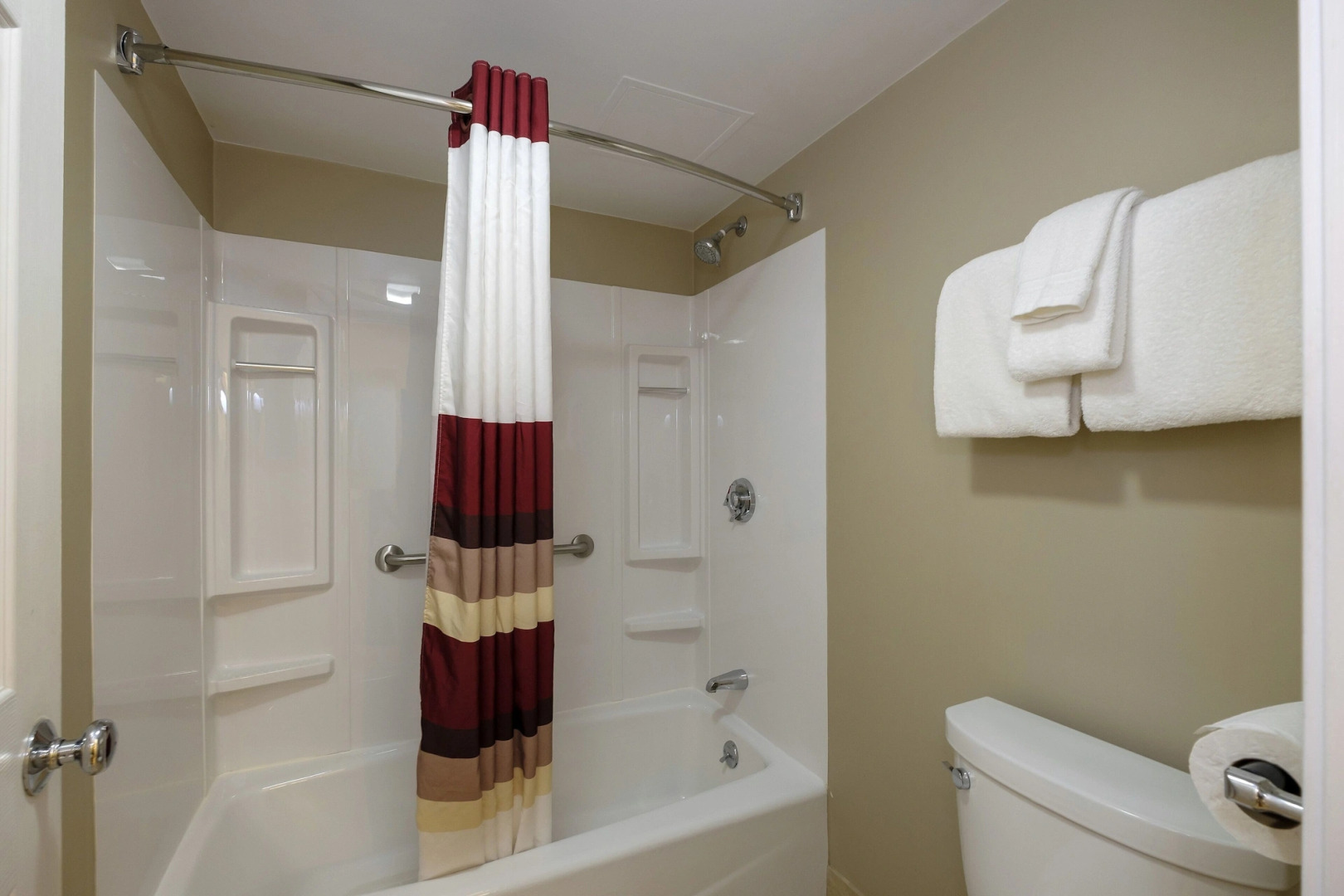 Red Roof Inn & Suites Herkimer