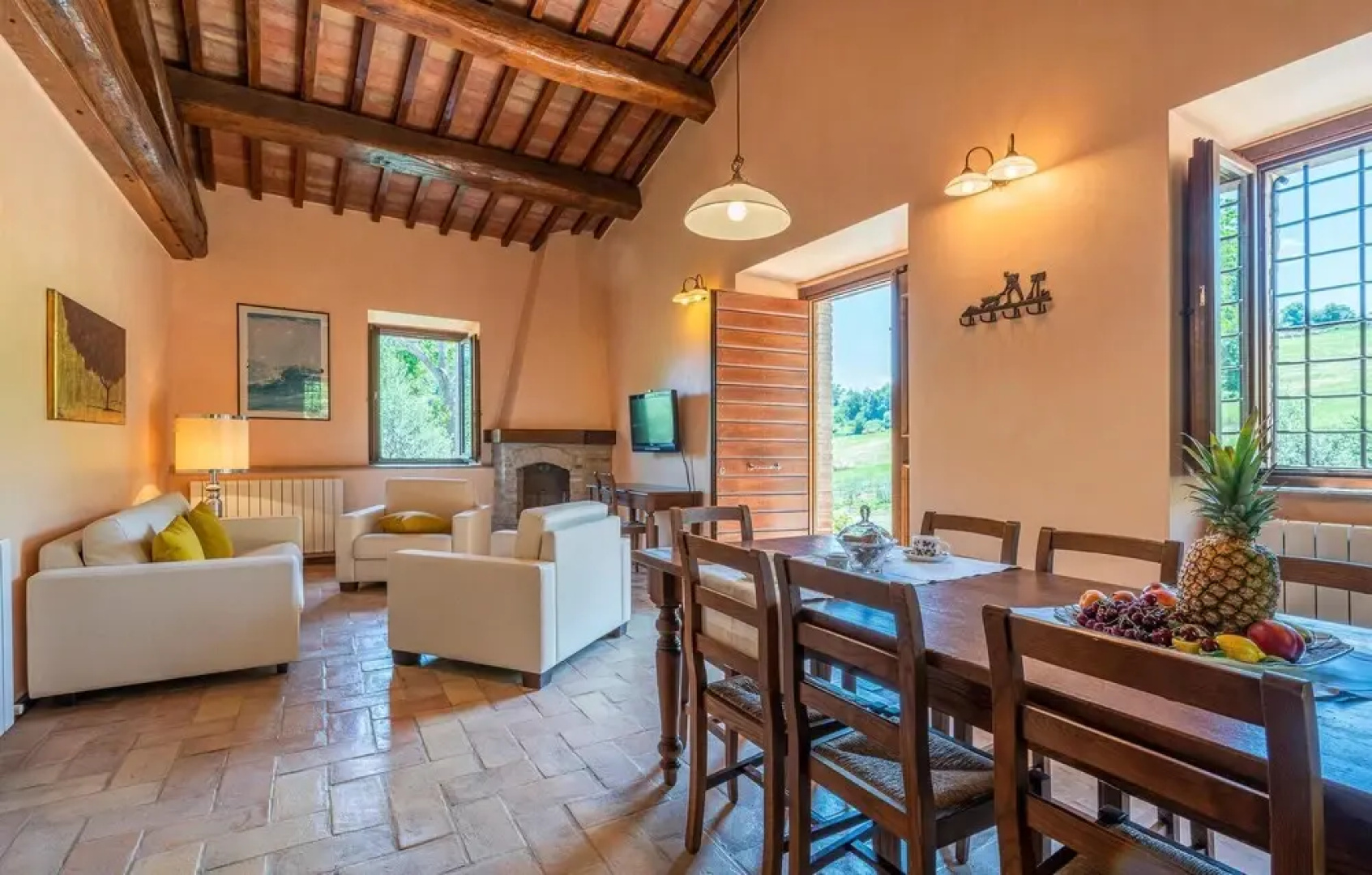 Amazing Home in Camerino With Outdoor Swimming Pool, Wifi and 2 Bedrooms