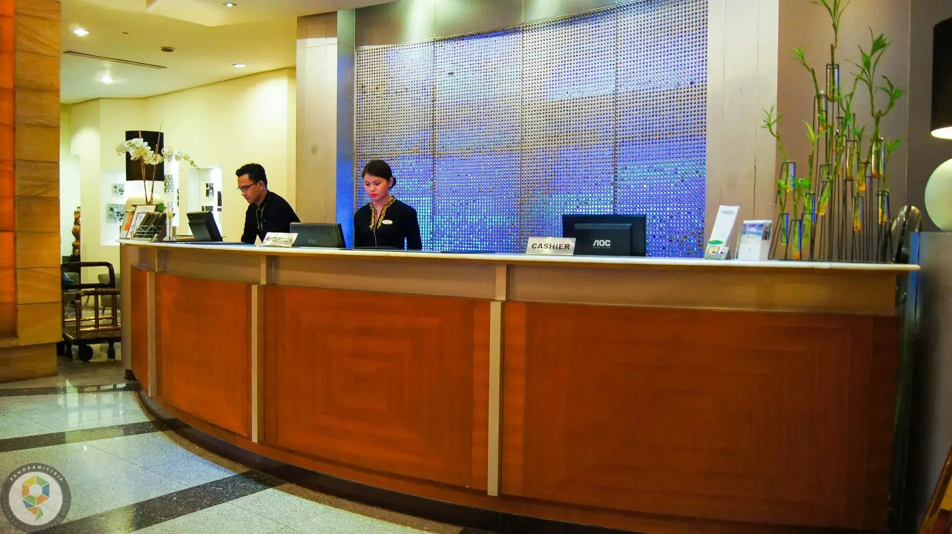 Greenhills Elan Hotel