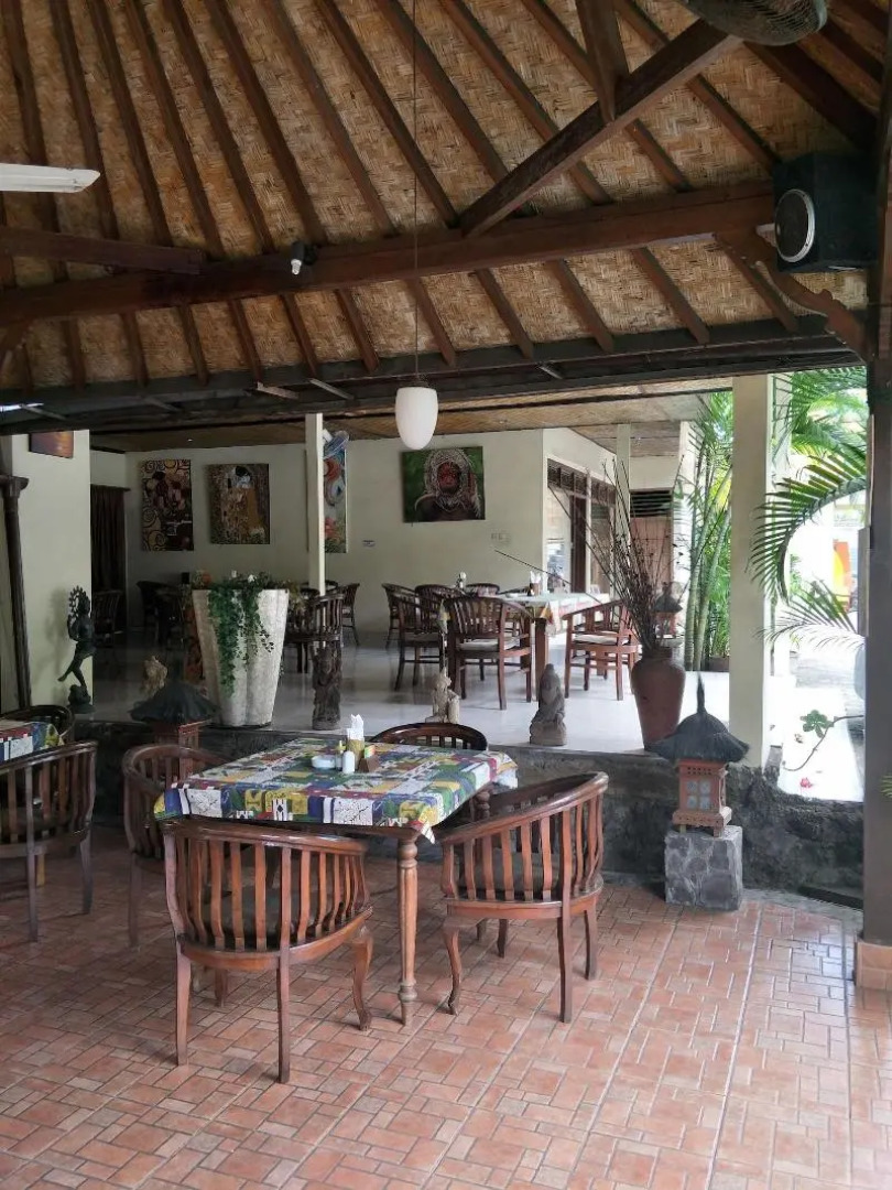 Temple Cafe & Seaside Cottages