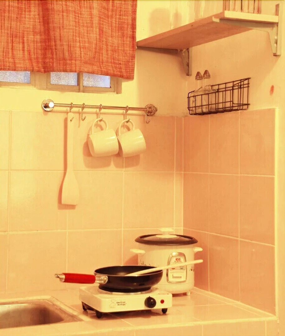 Hive Manila Guesthouse