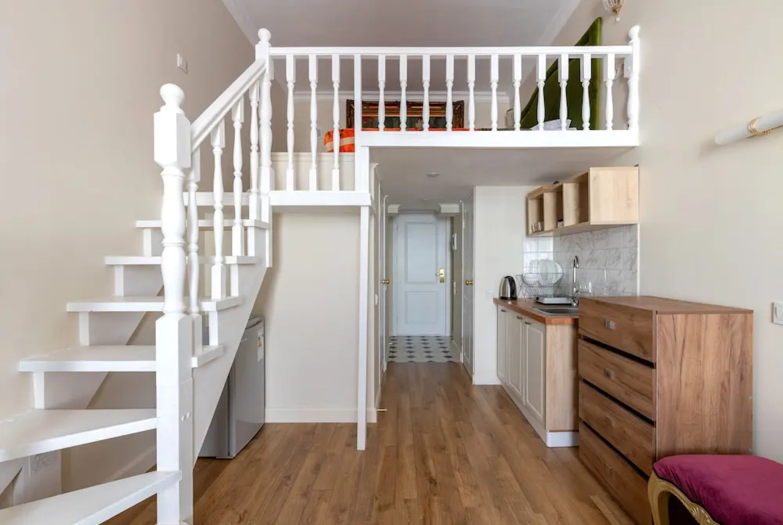 Апартаменты ColorSpb «Легенды Невского проспекта»