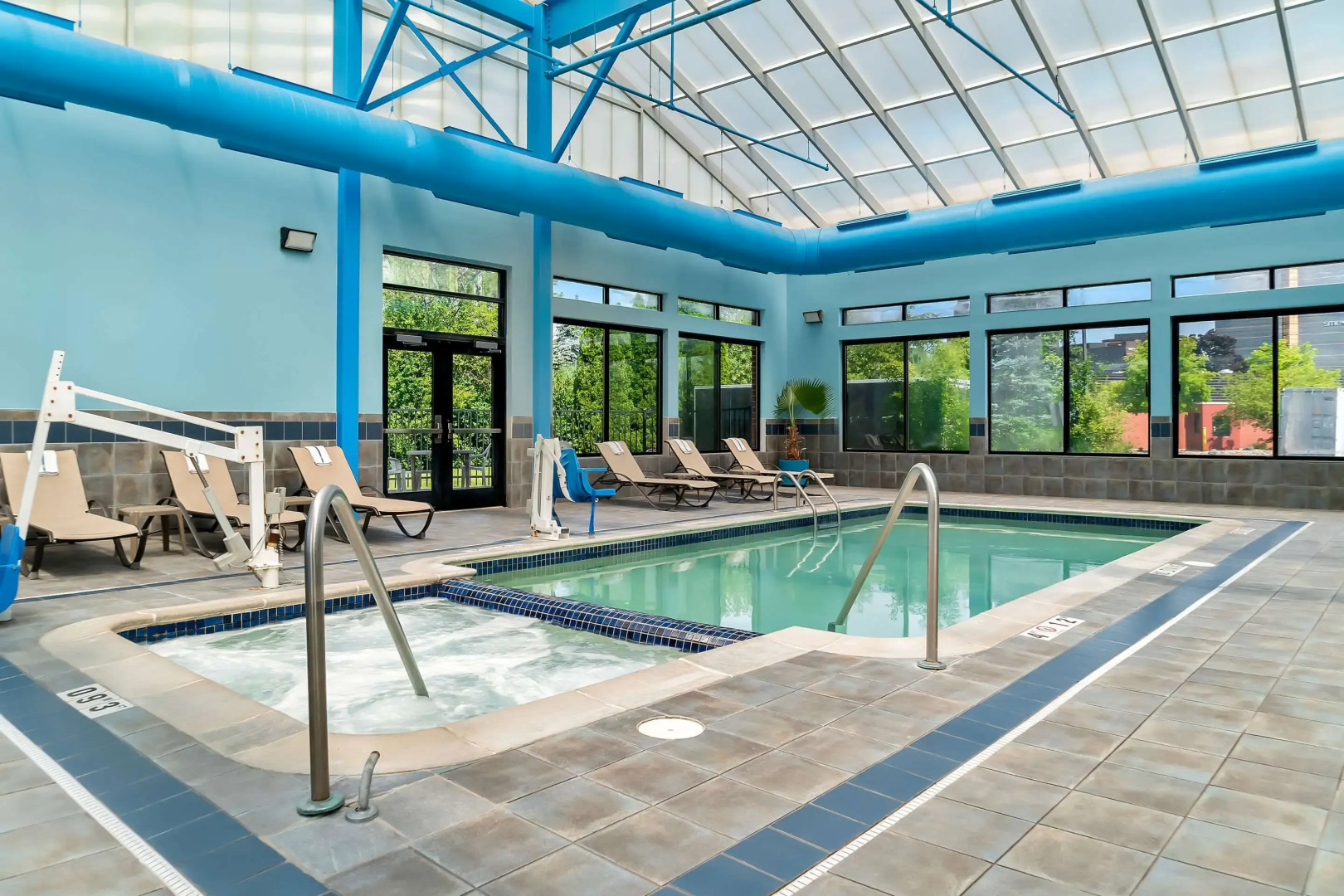 Comfort Suites Southfield/Detroit