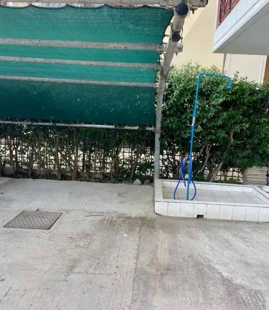 Vivian’s apartment