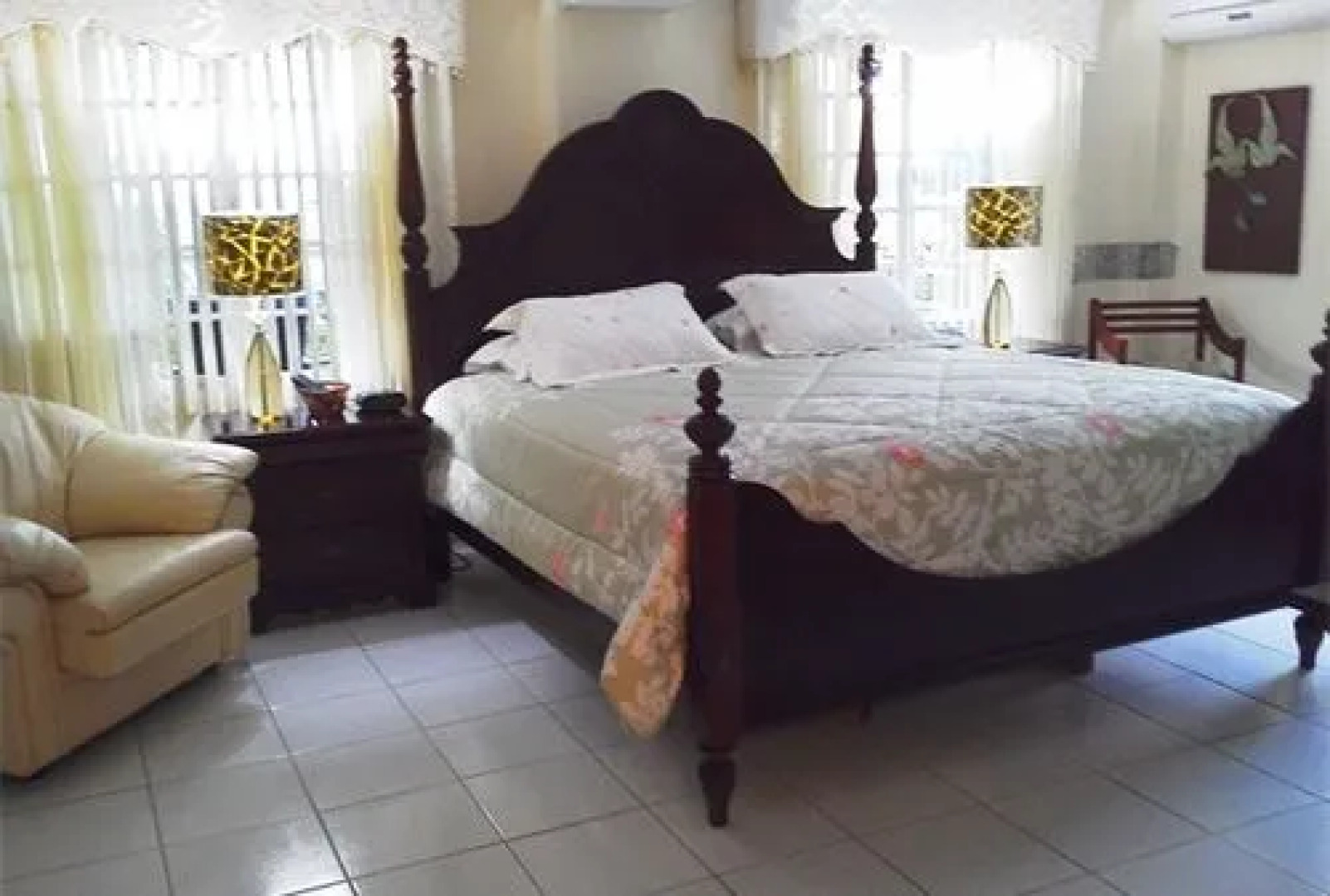 Clifton Hill Manor Hotel