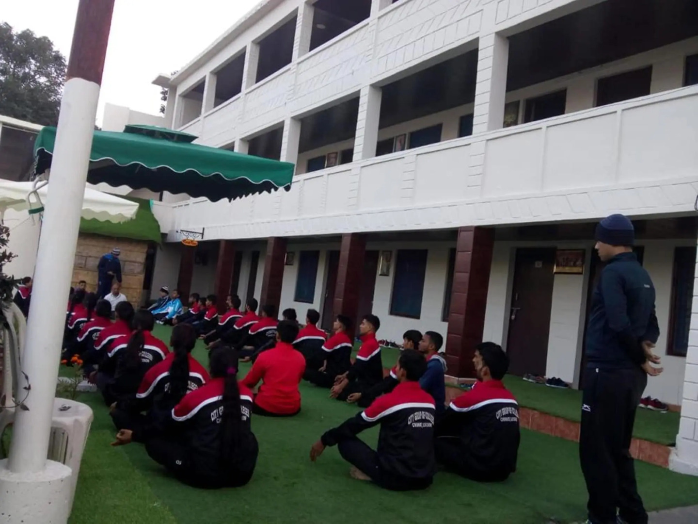 Hotel Kausani Retreat