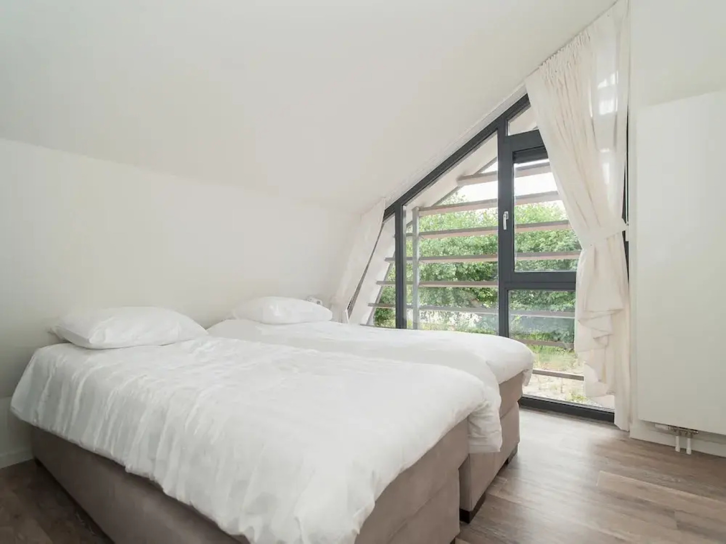 Beautiful new Villa With Sauna Surrounded by Dune Reserve Near the sea