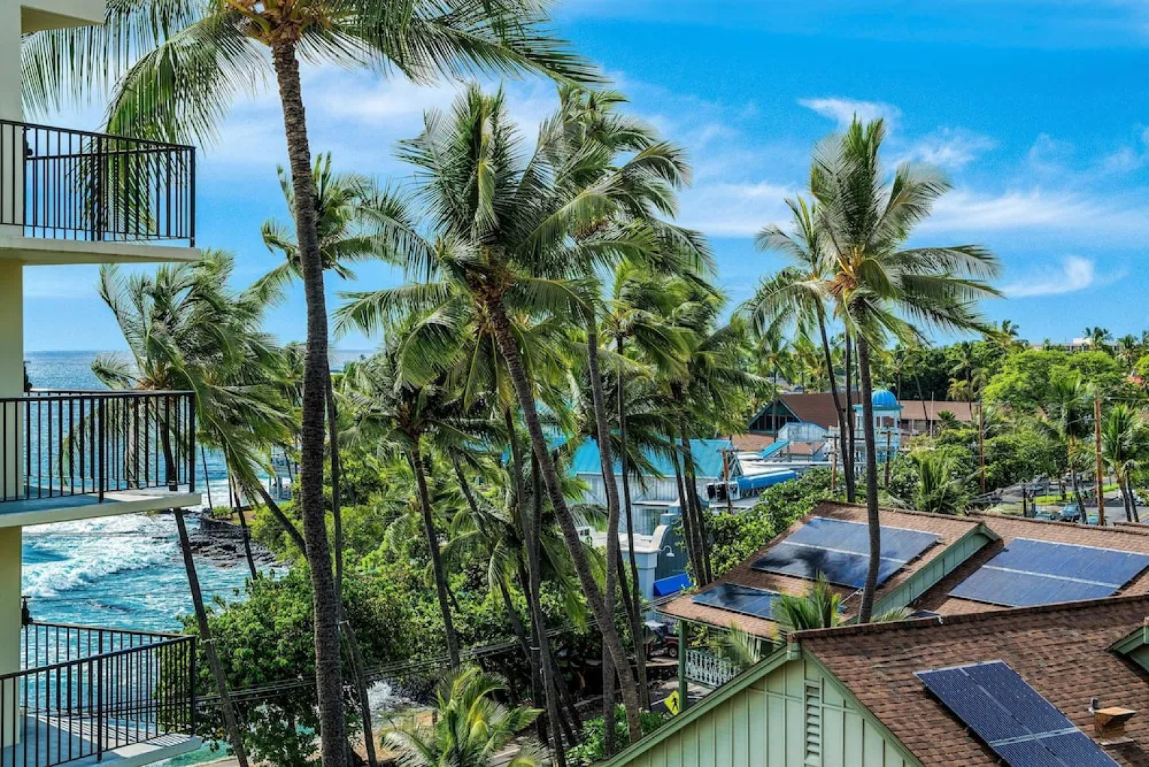 Kona Alii 403 by RedAwning